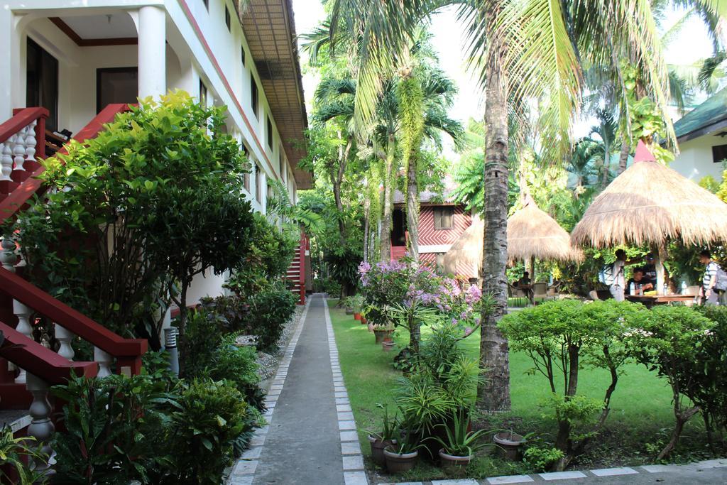 Tonglen Beach Resort Balabag  Bagian luar foto