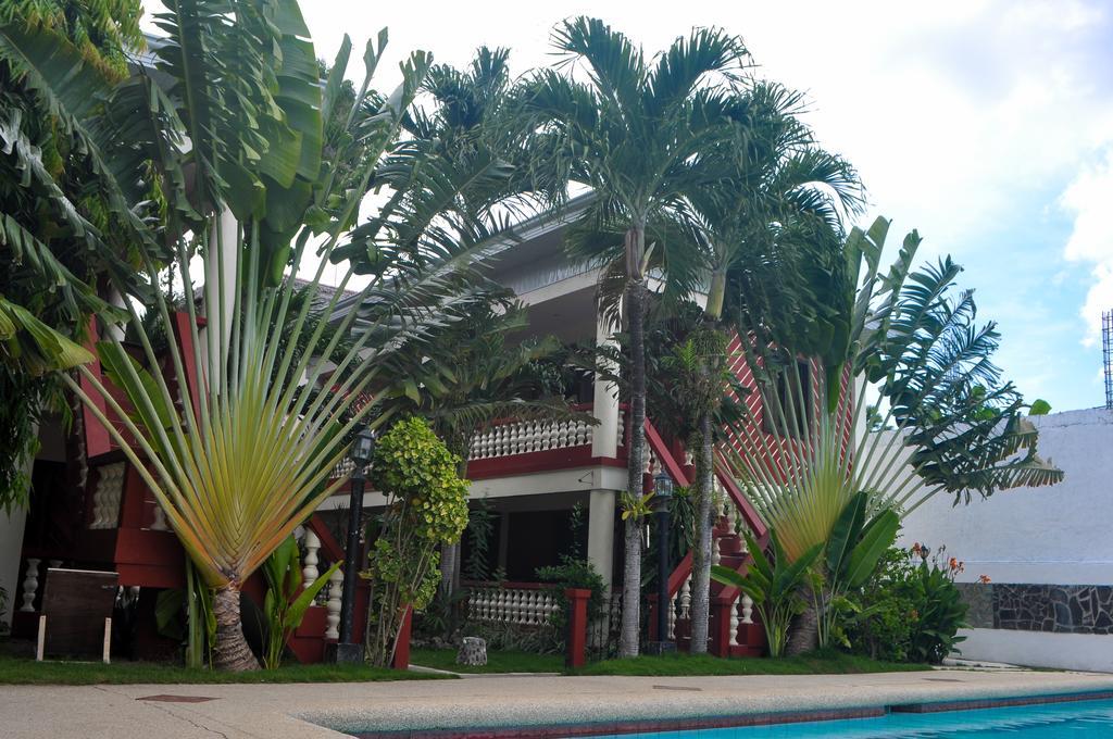 Tonglen Beach Resort Balabag  Bagian luar foto
