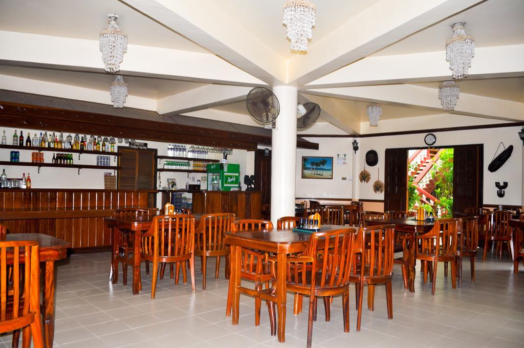 Tonglen Beach Resort Balabag  Bagian luar foto