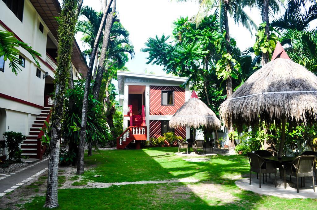 Tonglen Beach Resort Balabag  Bagian luar foto