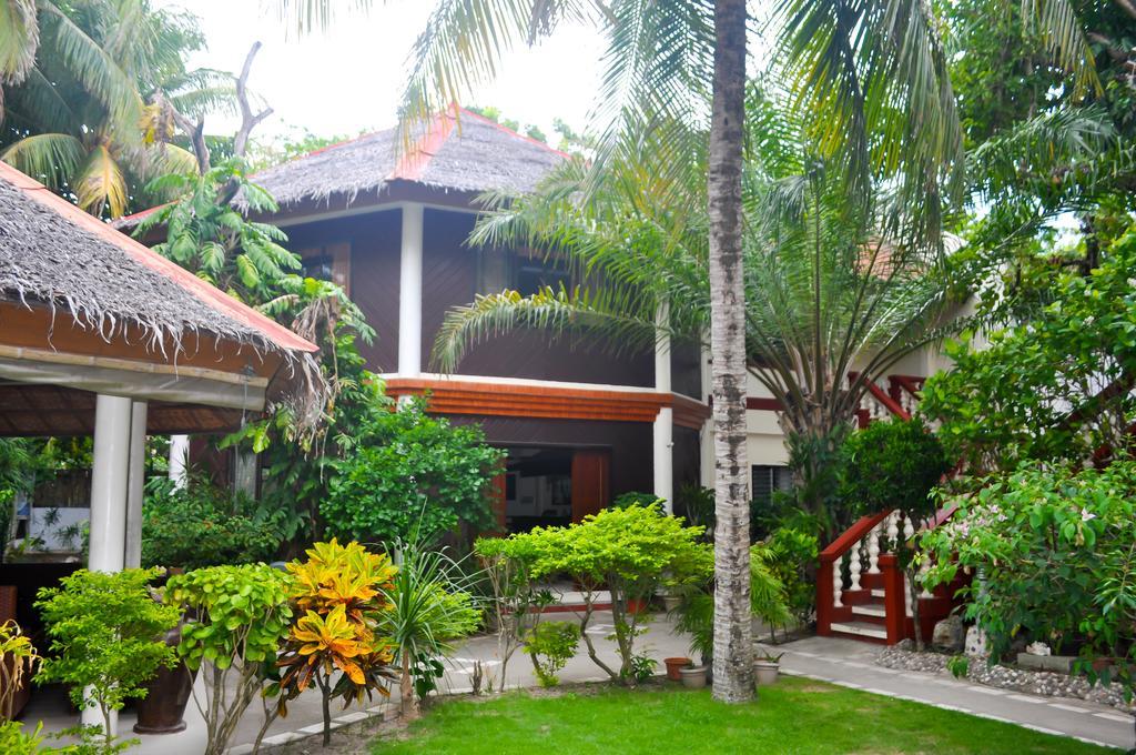 Tonglen Beach Resort Balabag  Bagian luar foto