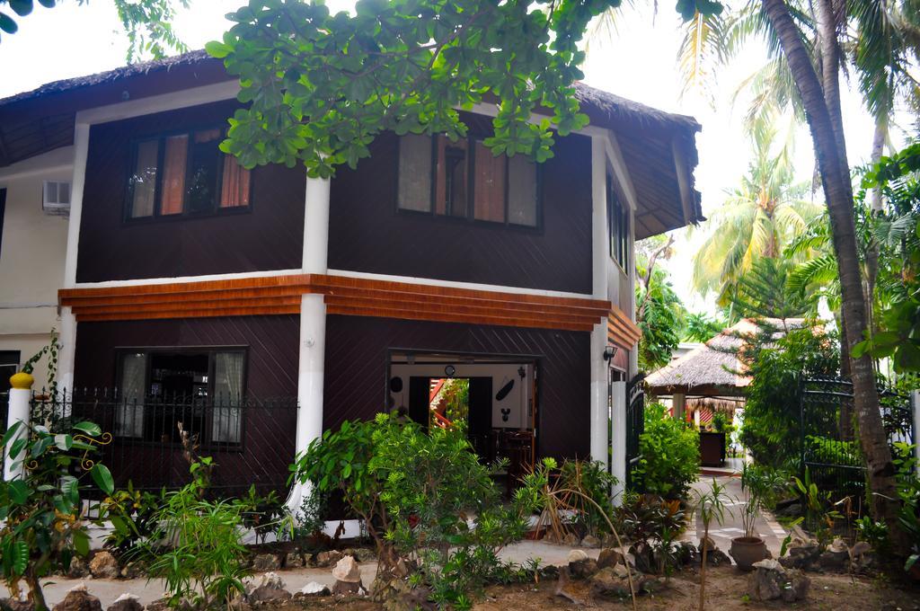 Tonglen Beach Resort Balabag  Bagian luar foto