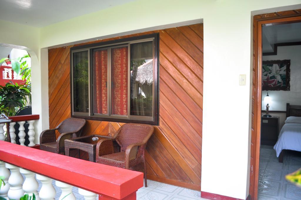 Tonglen Beach Resort Balabag  Bagian luar foto