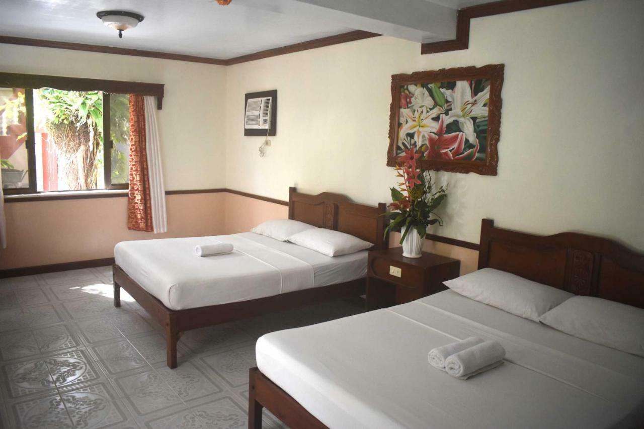Tonglen Beach Resort Balabag  Bagian luar foto
