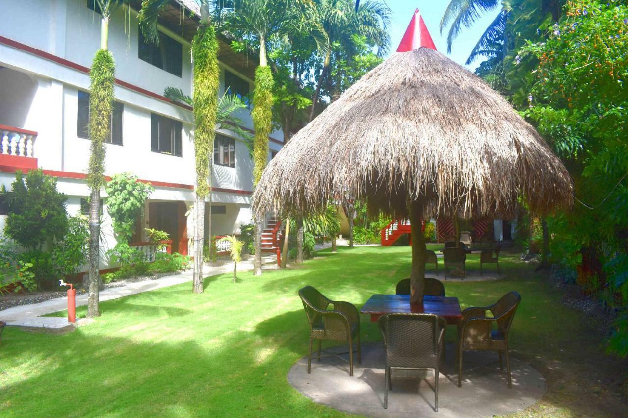 Tonglen Beach Resort Balabag  Bagian luar foto